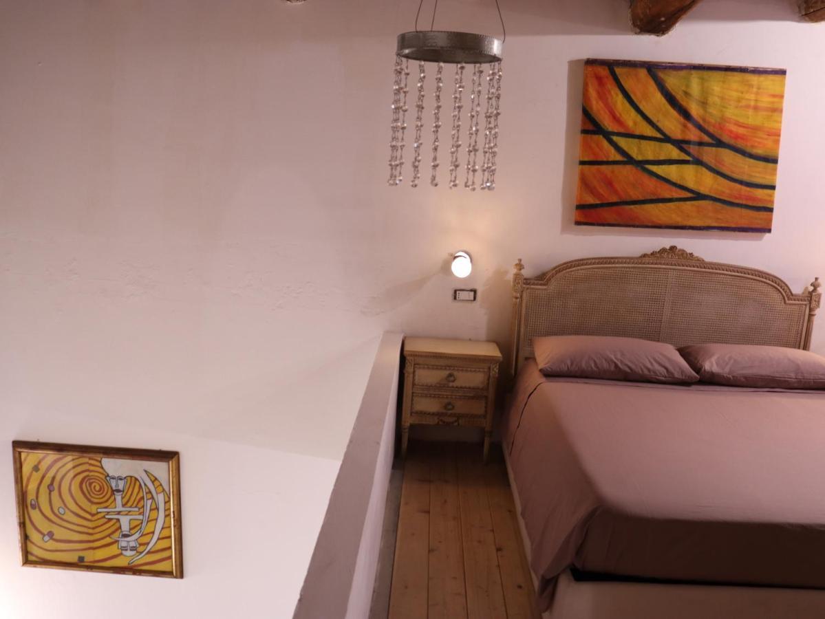 Viaggio Nel Cuore Dell'Arte เนเปิลส์ ภายนอก รูปภาพ